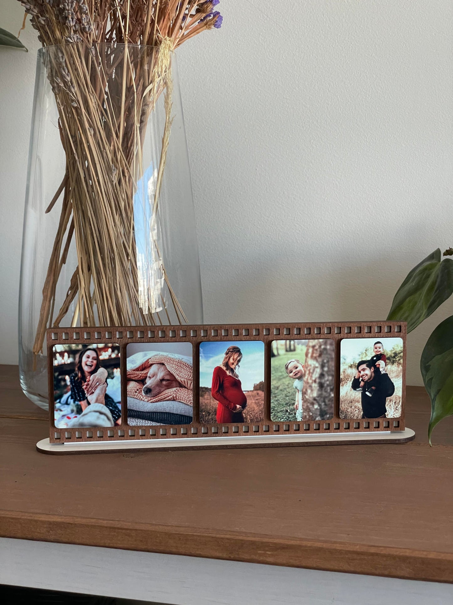 Custom Photo Frame with 5 Photos - Horizontal