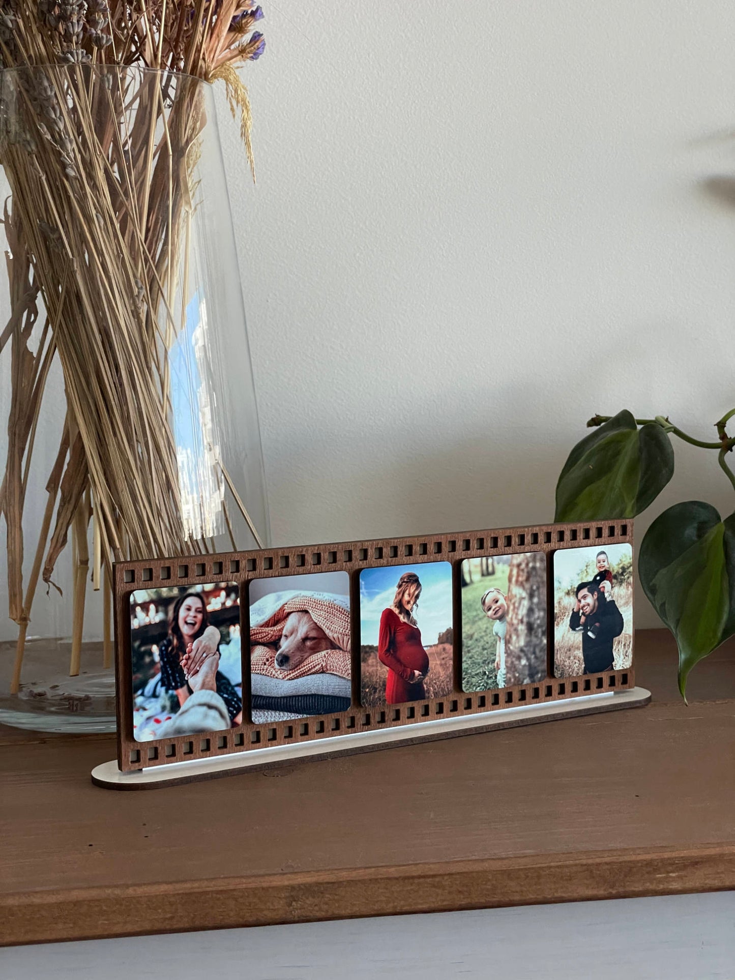 Custom Photo Frame with 5 Photos - Horizontal