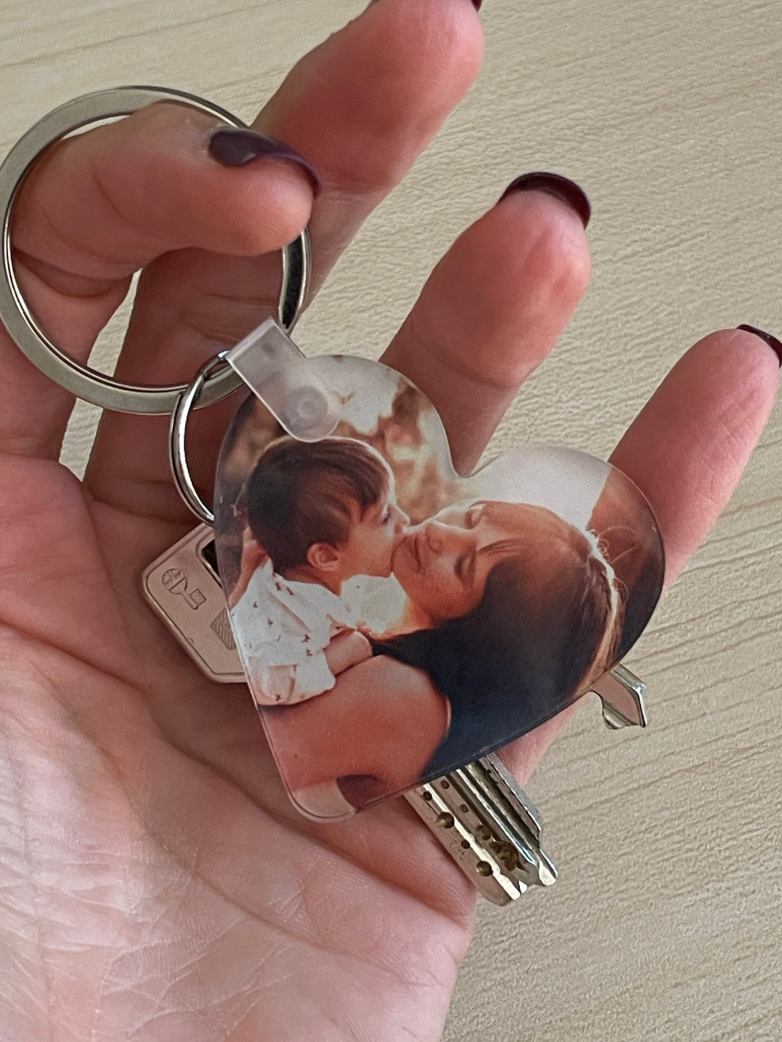 Porta-Chaves em Acrílico Personalizado com Foto - Coração