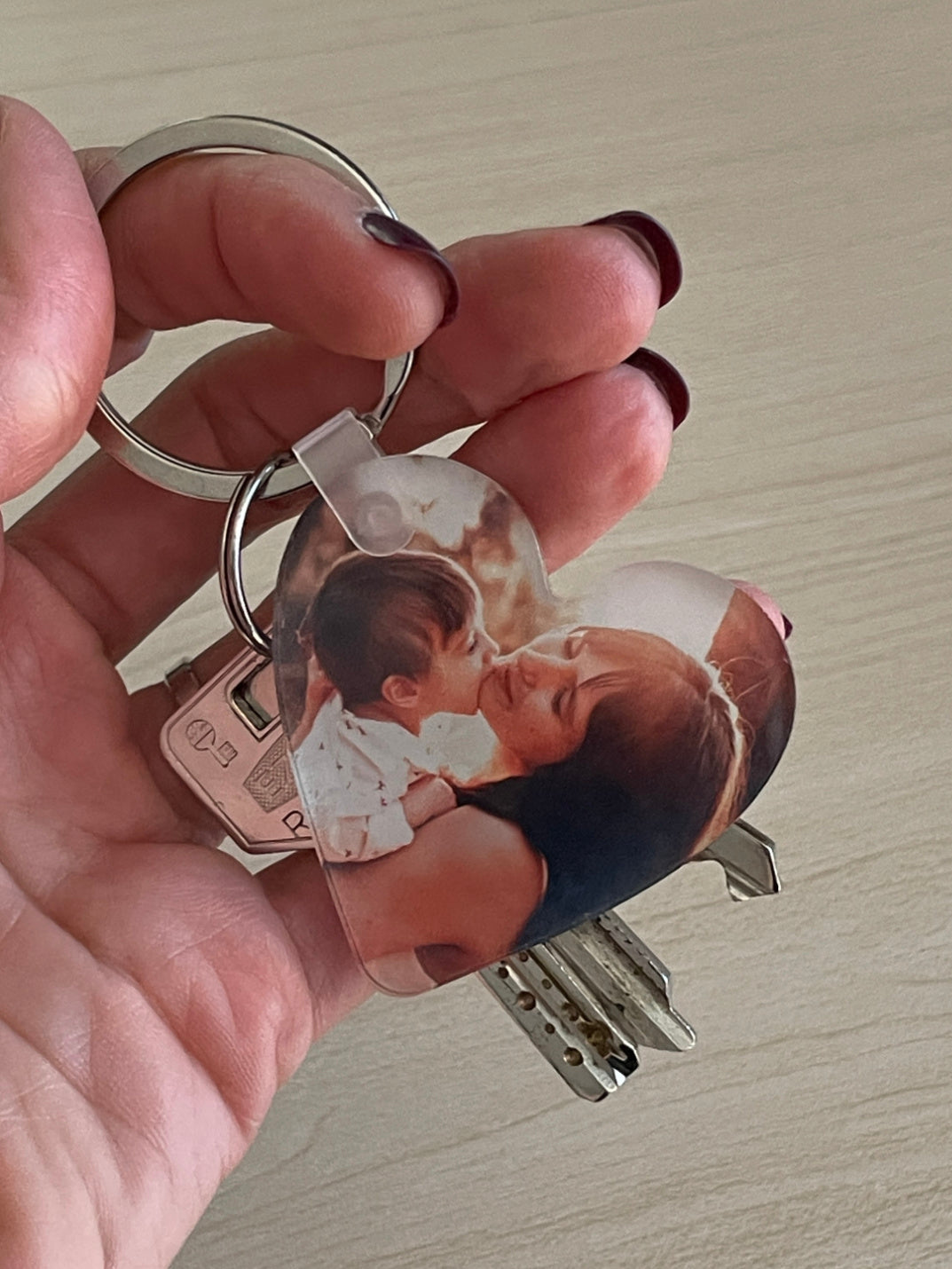 Porta-Chaves em Acrílico Personalizado com Foto - Coração